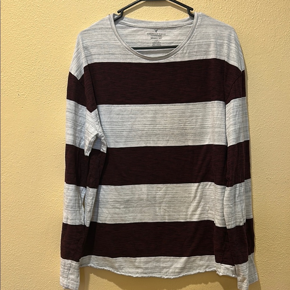 American Eagle Red and Gray Long Sleeve Tee